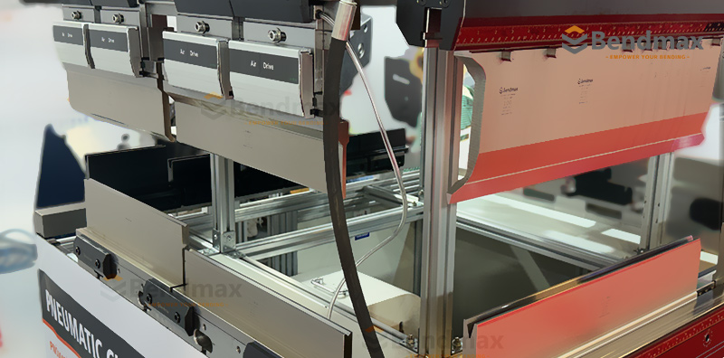 Bendmax au salon MAKTEK Eurasie 2026 | Outillage et systèmes de serrage pour presses plieuses